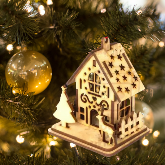 Decorazione di natale in legno di betulla  taglio laser casetta renna e albero