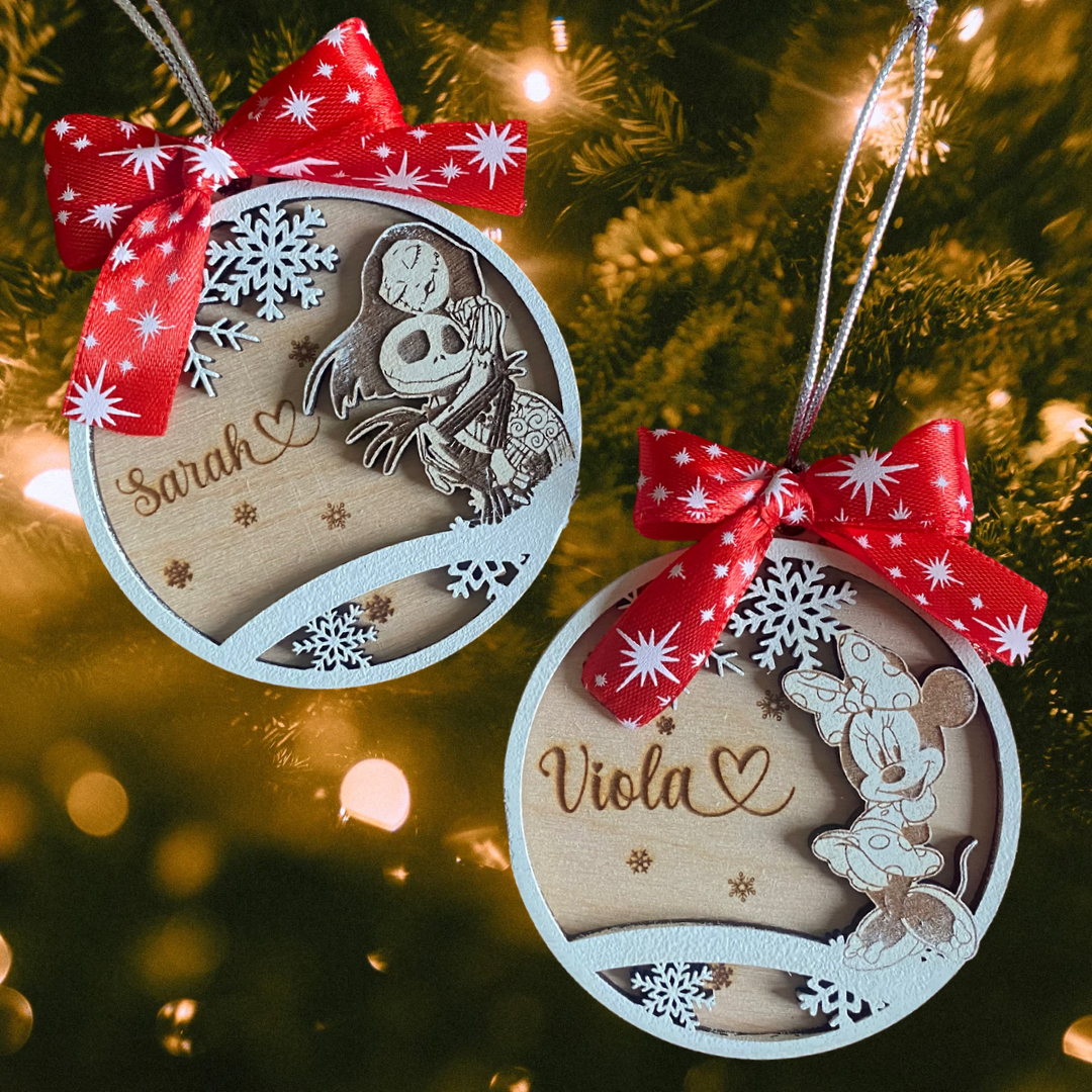 Pallina di natale in legno di betulla taglio laser personalizzabile