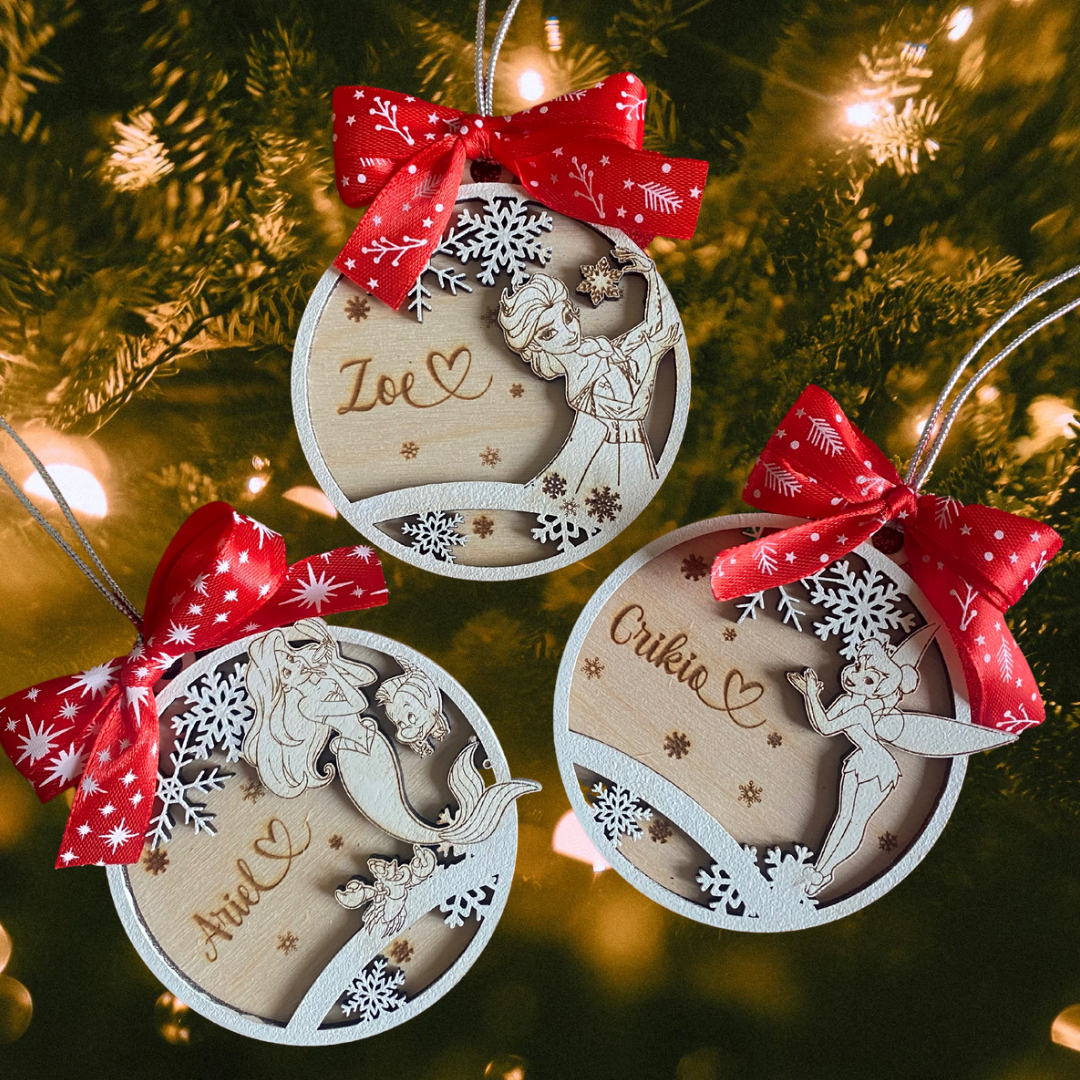 Pallina di natale in legno di betulla taglio laser personalizzabile