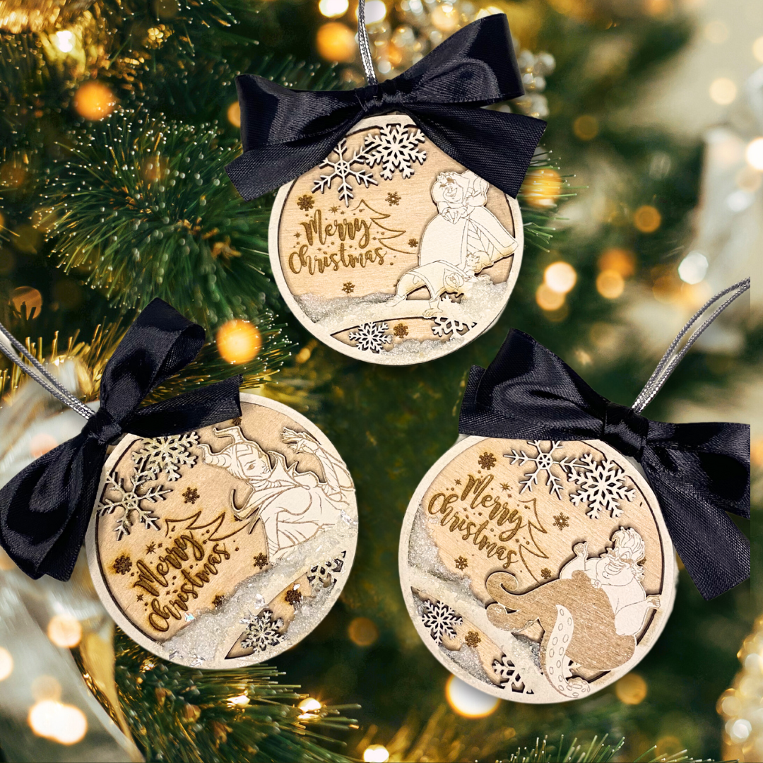 Pallina di natale in legno di betulla taglio laser personalizzabile