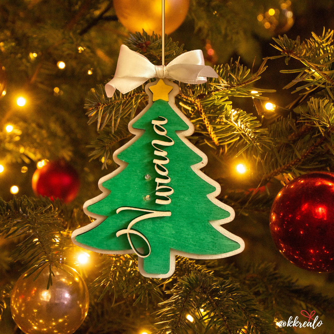 Pallina di natale in legno di betulla taglio laser - personalizzabile con il tuo nome