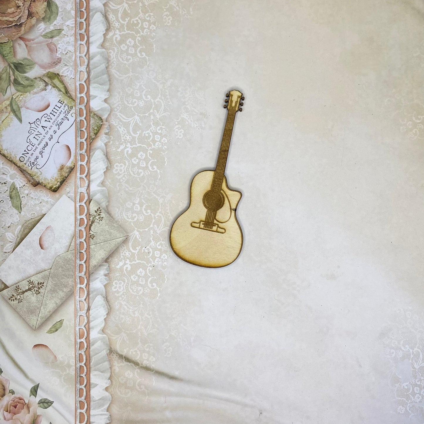 Segnaposto tema musica - chitarra 3 in legno di betulla