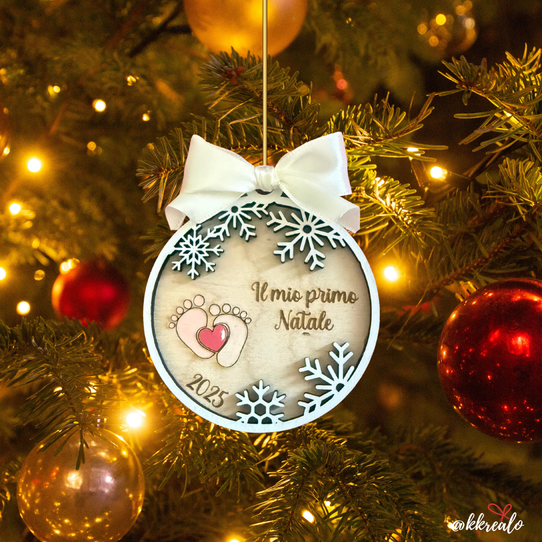 Pallina di natale in legno di betulla  taglio laser - il tuo primo natale  -  personalizzabile
