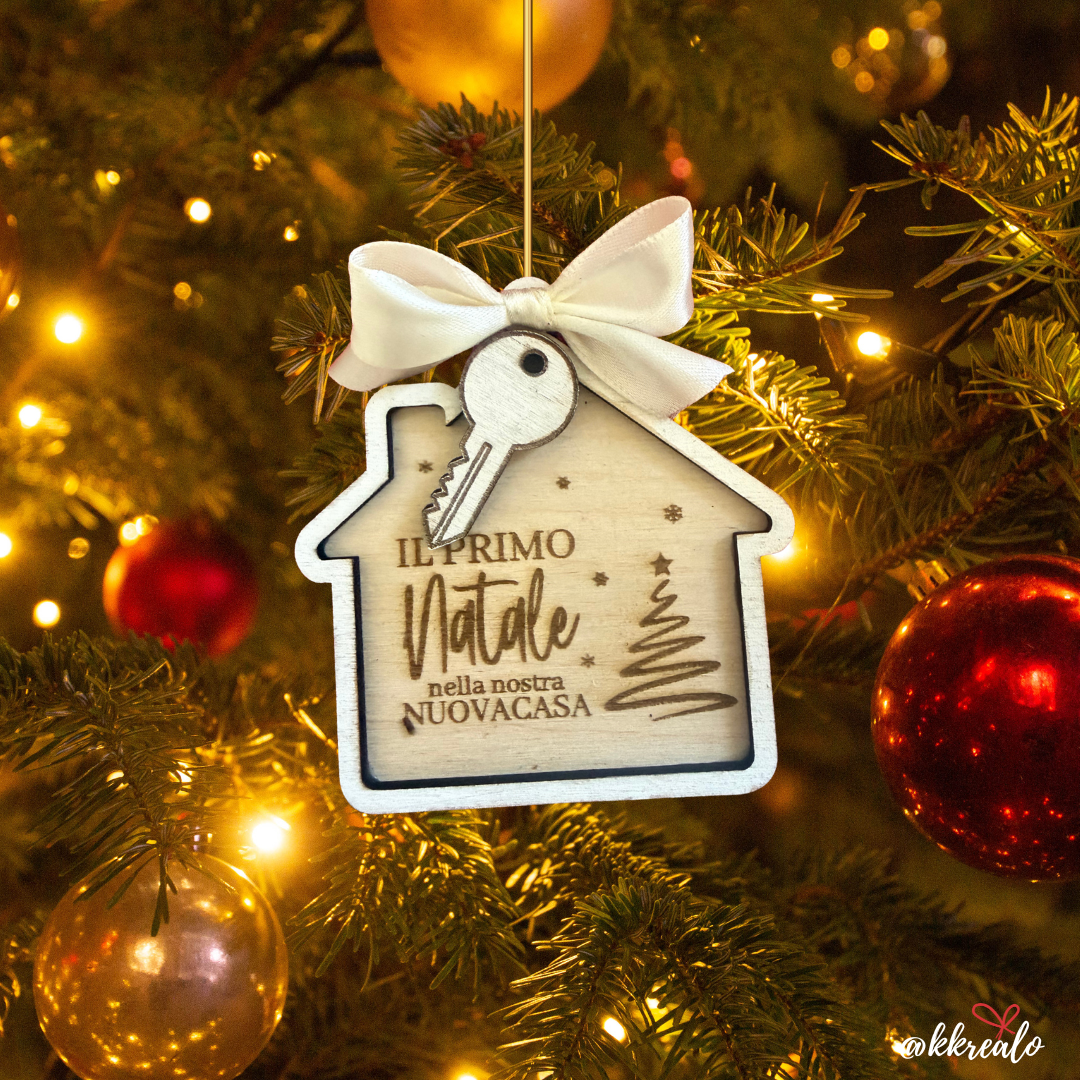 Pallina di natale in legno di betulla  taglio laser - nuova casa - personalizzabile