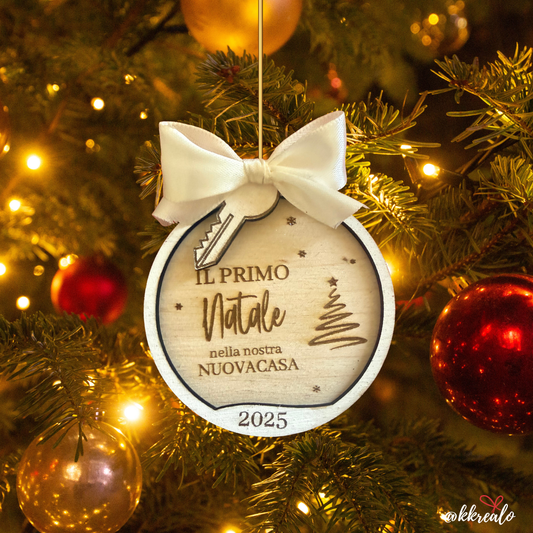 Pallina di natale in legno di betulla  taglio laser - nuova casa - personalizzabile
