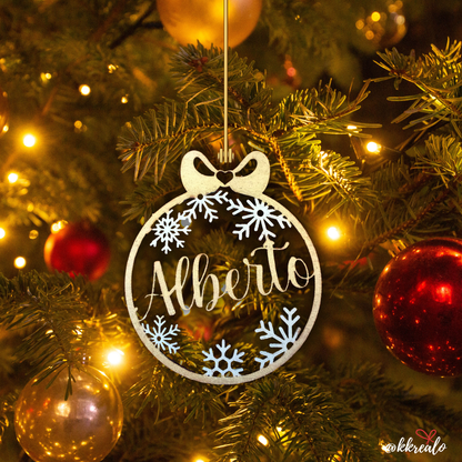 Pallina di natale in legno di betulla  taglio laser - personalizzabile con il tuo nome